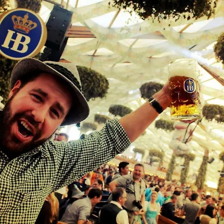 Oktoberfest Esn With Breakfast! *